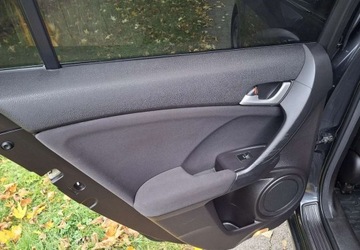 Honda Accord VIII Kombi 2.0 VTEC 156KM 2011 Honda Accord Honda Accord 2.0 Benzyna 156KM, zdjęcie 17