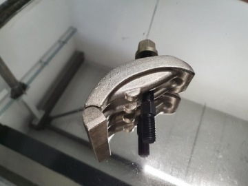 ЗАЖИМЫ (ЗАЖИМЫ) ДЛЯ КРЕПЛЕНИЯ ИНЖЕКЦИОННЫХ ФОРМ М16, 1 шт.