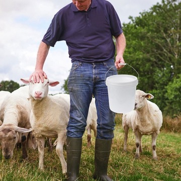 МНОГОФУНКЦИОНАЛЬНОЕ ПЛАСТИКОВОЕ ВЕДРО С РЫЧАГОМ ДЛЯ САДА И ВОДЫ