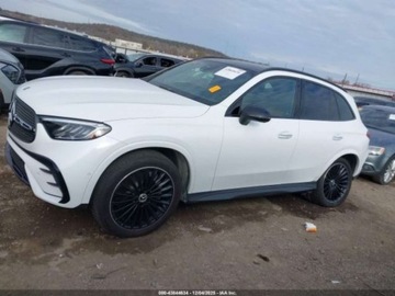 Mercedes GLC C254/X254 2024 Mercedes-Benz GLC 2024 Mercedes-Benz GLC 300 4MATIC SUV 2.0 Hybryda Plug-in, zdjęcie 2