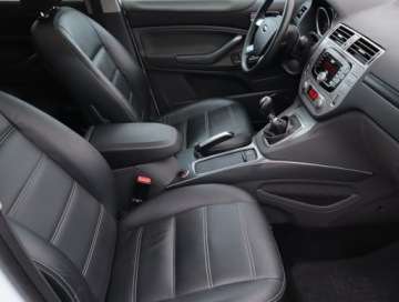 Ford Kuga I 2.0 Duratorq TDCi 140KM 2010 Ford Kuga 2.0 TDCi, 4X4, Skóra, Xenon, Klima, zdjęcie 8