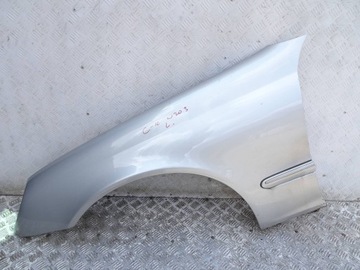 BLATNÍK LEVÝ PŘEDNÍ MERCEDES TŘÍDA C W203 00-04R., 744