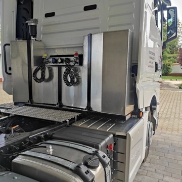 ТОПЛИВНЫЙ БАК ЗА КАБИНОЙ