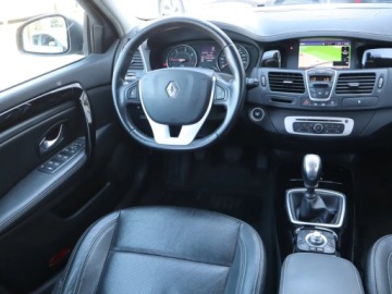 Renault Laguna III 2014 Renault Laguna 2.0 dCi, 170 KM, Navi, Klima, zdjęcie 6