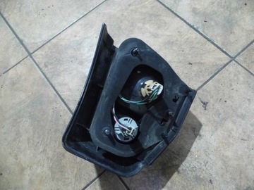 MITSUBISHI GALANT 99' KOM SVĚTLO PRAVÝ ZADNÍ