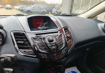 Ford Fiesta VII 2011 Ford Fiesta Ford Fiesta 1.6 Titanium EU5 1.6 Benzyna 134KM, zdjęcie 13