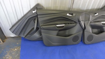 BOCZKI TAPICERKA DRZWI FORD KUGA MK2 2018R