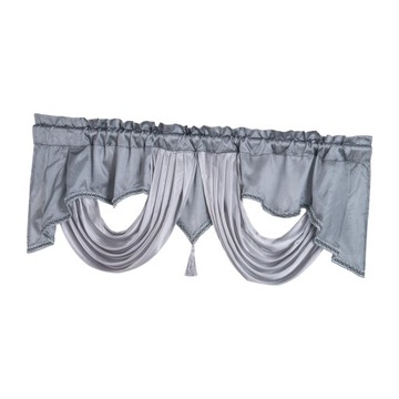 Дышащий декор с рюшами в виде гребешка и серой шторной панелью с бахромой