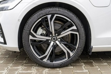 Volvo V60 II  Kombi Plug-In Facelifting 2.0 T6 350KM 2024 Volvo V60 YV1ZWH4V6S2650432, zdjęcie 7