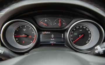 Opel Astra K Sports Tourer 1.4 Turbo 125KM 2017 Opel Astra 1.4B 140Ps Ledy Bixenon El.Klapa PolSkora Radar Hands FreeZADBA, zdjęcie 21