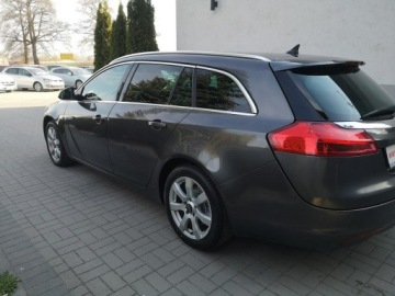Opel Insignia I Sports Tourer 2.0 CDTI ECOTEC 160KM 2010 Opel Insignia 2.0 CDTI 170KM Klimatronik Led, zdjęcie 8