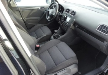 Volkswagen Golf VII Hatchback 3d 1.6 TDI-CR DPF 105KM 2012 Volkswagen Golf 1.6TDI 105KM Klimatronic Alu Bezwypadkowy Zadbany Oplacony, zdjęcie 12