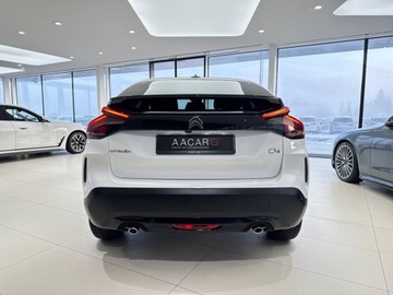 Citroen C4 III SUV 1.2 PureTech 130KM 2022 Citroen C4 Shine / HUD / Nawigacja / Kamera / CarP, zdjęcie 2