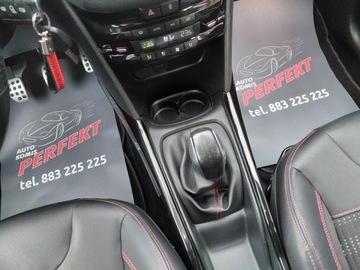 Peugeot 2008 I SUV Facelifting 1.2 PureTech 110KM 2018 Peugeot 2008 GT Line Kamera Navi Klimatronik ParkAssist 1.2 Benzyna 110KM, zdjęcie 20