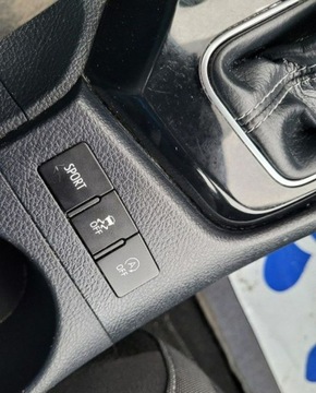 Toyota Auris II Hatchback 5d Facelifting 1.2 D-4T 116KM 2016 Toyota Auris Automat Bogata wersja Zarejestrowany 1.2 Benzyna 116KM, zdjęcie 26