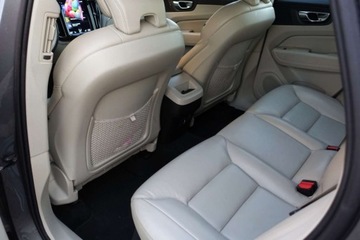 Volvo XC60 II Crossover D4 190KM 2018 Volvo XC 60 Inscription D4 AWD tempomat czujniki skora klima 2stref F, zdjęcie 6