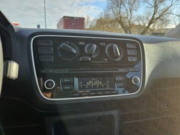 Volkswagen up! Hatchback 5d 1.0 MPI 60KM 2015 Volkswagen Up! 1,0 benzyna 60KM, zdjęcie 11