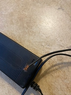 Блок питания INGENICO PSM24W-080 8В 3А с кабелем питания.