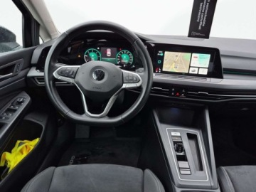 Volkswagen Golf VIII Variant 2.0 TDI 150KM 2021 Volkswagen Golf Variant Martwe poleVirtualFaktura23 Masaz fotela kierowcy, zdjęcie 13