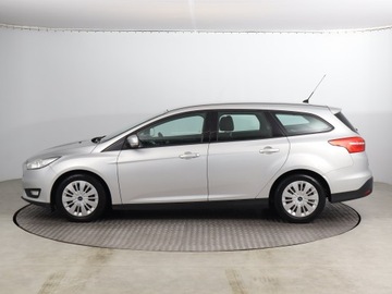 Ford Focus III Kombi Facelifting 1.6 TDCi 95KM 2015 Ford Focus 1.6 TDCi, Salon Polska, Serwis ASO, zdjęcie 2