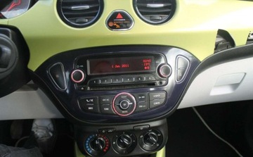 Opel Adam Hatchback 1.2 70KM 2013 Opel Adam 1.2 Benzyna 70KM, zdjęcie 12