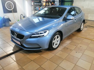 Volvo V40 II Hatchback Facelifting 2.0 D2 120KM 2018 Volvo V40 II 2.0 2,0 bezwypadkowy, serwisowany, zdjęcie 1