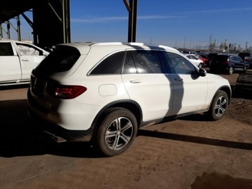 Mercedes GLC C253 2016 Mercedes-Benz GLC MERCEDES-BENZ GLC 300, 2016r..., zdjęcie 2