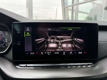 Skoda Octavia IV Kombi 2.0 TDI SCR 200KM 2022 Skoda Octavia 2.0TDI 200KM RS 4X4 DCC VirtCockpit NiskiPrzebieg Keyless Ka, zdjęcie 30