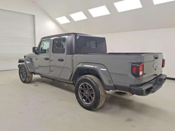 Jeep Gladiator 2023 Jeep Gladiator Overland 2023 3.6 Benzyna 285KM, zdjęcie 2