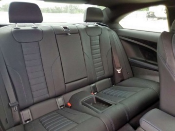 BMW Seria 2 G42-U06 2023 BMW Seria 2 230i 2023 2.0l 2.0 Benzyna 255KM, zdjęcie 10