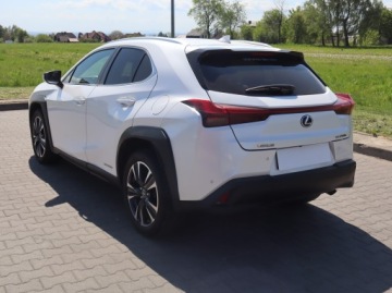 Lexus UX Crossover 250h 184KM 2021 Lexus UX 250h, Salon Polska, 1. Właściciel, zdjęcie 3