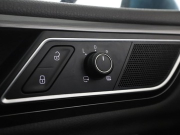 Volkswagen Golf Sportsvan Sportsvan 1.2 TSI BlueMotion Technology 110KM 2016 Volkswagen Golf Sportsvan klima auto czujniki, zdjęcie 30