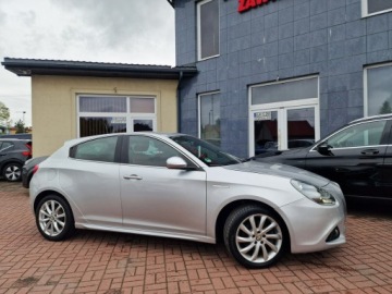 Alfa Romeo Giulietta Nuova II Hatchback 5d 1.4 TB 16v Mair 170KM 2012 Alfa Romeo Giulietta Skóry Ledy Navi, zdjęcie 11