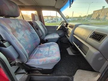Volkswagen Multivan T6 1995 VOLKSWAGEN VW TRANSPORTER T4 MULTIVAN 7 OSÓB T4 2.4D ORGINAŁ, zdjęcie 13