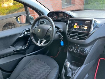 Peugeot 208 I Hatchback 5d Facelifting 1.6 BlueHDi 100KM 2017 Peugeot 208 1.6 diesel 99 KM zarej w PL zadbany mozliwa zamiana, zdjęcie 6