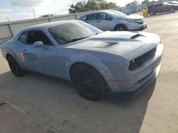 Dodge Challenger III 2020 Dodge Challenger RT Scat Pack 2020 6.4L 6.4 Benzyna 485KM, zdjęcie 4