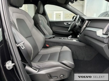 Volvo XC60 II 2025 Volvo XC 60 XC60 B5 B AWD Plus Dark aut, Pakiet cl, zdjęcie 12