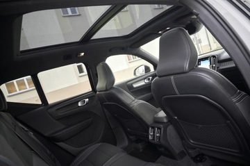 Volvo XC40 2021 R-DESIGN ___ SUPER PREZENCJA__ PANORAMA __HARMAN KARDON__KEYLES GO, zdjęcie 29