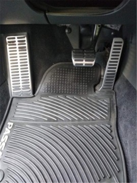 Хромированные накладки на педали Skoda Superb 2 2003 -2015 гг.