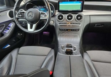 Mercedes Klasa C W205 Kombi Facelifting HYBRYDA 2.0 300 e 320KM 2020 Mercedes-Benz Klasa C Mercedes-Benz Klasa C 2.0 Hybryda Plug-in 320KM, zdjęcie 21
