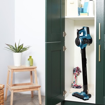 Аккумуляторный вертикальный пылесос SHARP SA-VP3501AQ