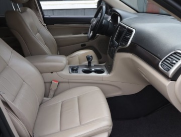 Jeep Grand Cherokee IV Terenowy Facelifting 3.0 V6 CRD 250KM 2013 Jeep Grand Cherokee 3.0 CRD, Salon Polska, 246 KM, zdjęcie 8