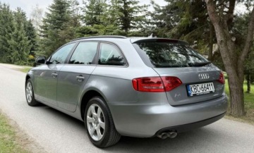 Audi A4 B8 Avant 2.0 TDI 143KM 2008 Audi A4 Avant Audi A4 Avant 2.0 TDI DPF multitronic Ambiente 2.0 Diesel, zdjęcie 8