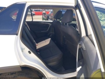 Toyota RAV4 V 2024 Toyota RAV4 2024 TOYOTA RAV4 HYBRID LE 2.6 Hybryda 176KM, zdjęcie 11