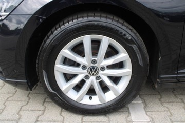 Volkswagen Passat B8 Variant Facelifting 2.0 TDI SCR 150KM 2022 Volkswagen Passat BUSINESS, zdjęcie 8