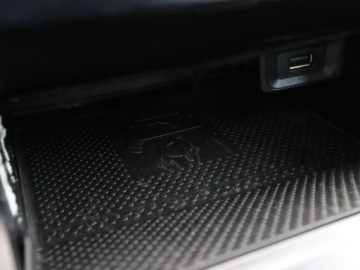 Volkswagen Golf VII GTI 3d Facelifting 2.0 TSI 245KM 2019 Volkswagen Golf full LED skóra el. sterowane, zdjęcie 28