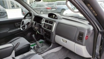 Mitsubishi Pajero III 2.5 TD 115KM 2005 Mitsubishi Pajero 2.5 D 116kM 4x4 Klimatronik Tempomat Czujniki Park. Hak, zdjęcie 28