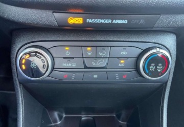 Ford Fiesta VIII Hatchback 3d 1.0 EcoBoost 100KM 2018 Ford Fiesta Ford Fiesta 1.0 EcoBoost STart-Stop Trend Benzyna 101KM, zdjęcie 9