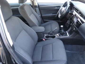 Toyota Corolla X Sedan Facelifting 1.6 Valvematic 132KM 2014 Toyota Corolla 1.6 Valvematic, Salon Polska, zdjęcie 8