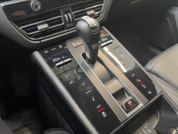 Porsche Macan SUV Facelifting 2.0  245KM 2021 Porsche Macan 2.0 Benzyna 244KM, zdjęcie 20
